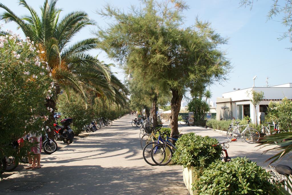 Casa Vacanze Villa Spina San Benedetto del Tronto Exterior foto